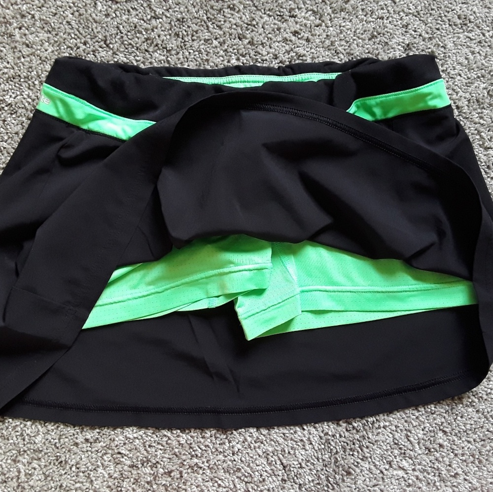 Adidas women sport skirt shorts climalite black green size S